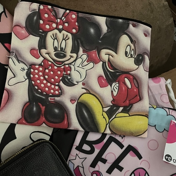 Minnie Mouse bundle - Picture 8 of 8